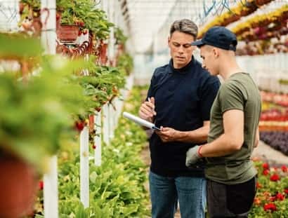 致力于成为领先的电竞服务提供商 - 竞技宝APP下载